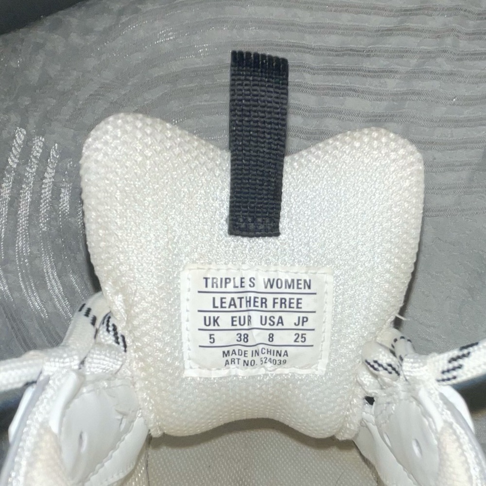 🚫SOLD VIA P P 🚫 BALENCIAGA TRIPLE S SNEAKERS🔥 - Picture 4 of 6